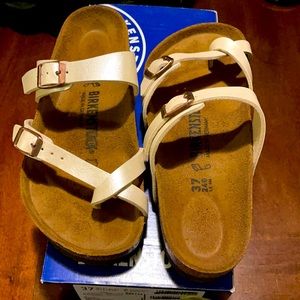 Mayari Birkenstock (Graceful Antique Lace)